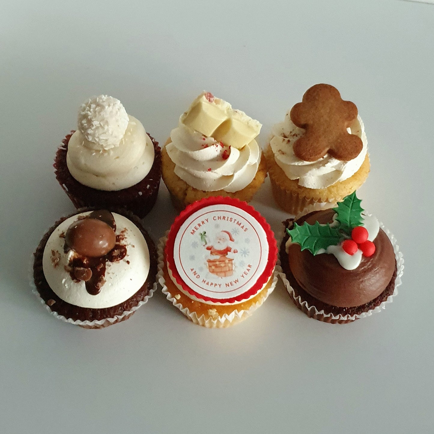 Luxury Christmas Cupcakes