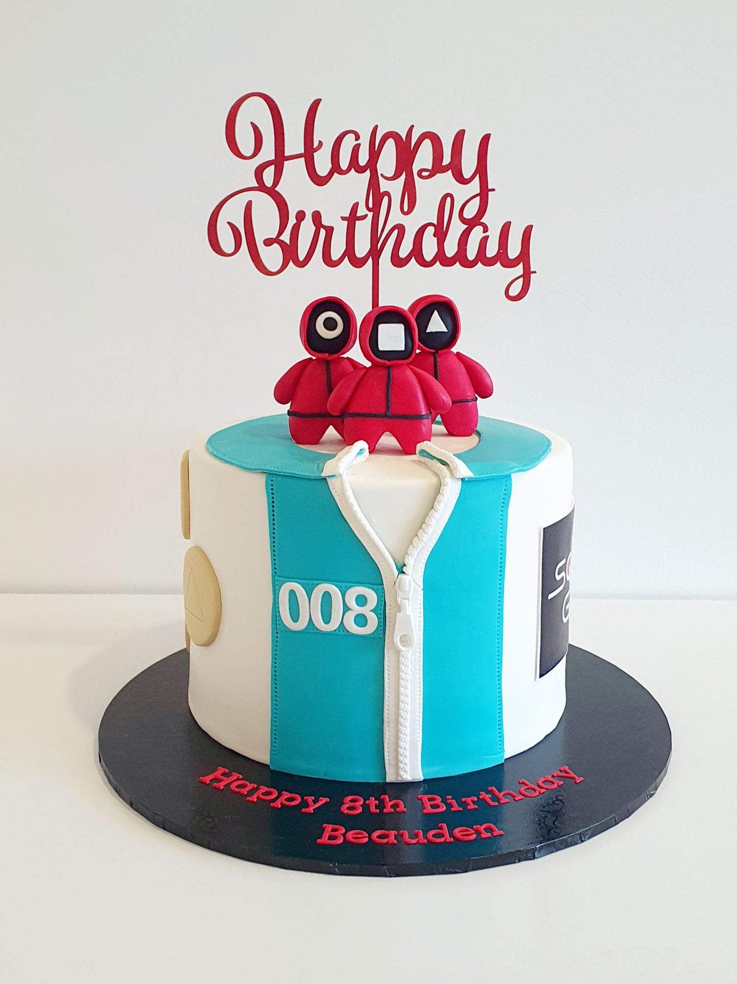 Themed fondant cake
