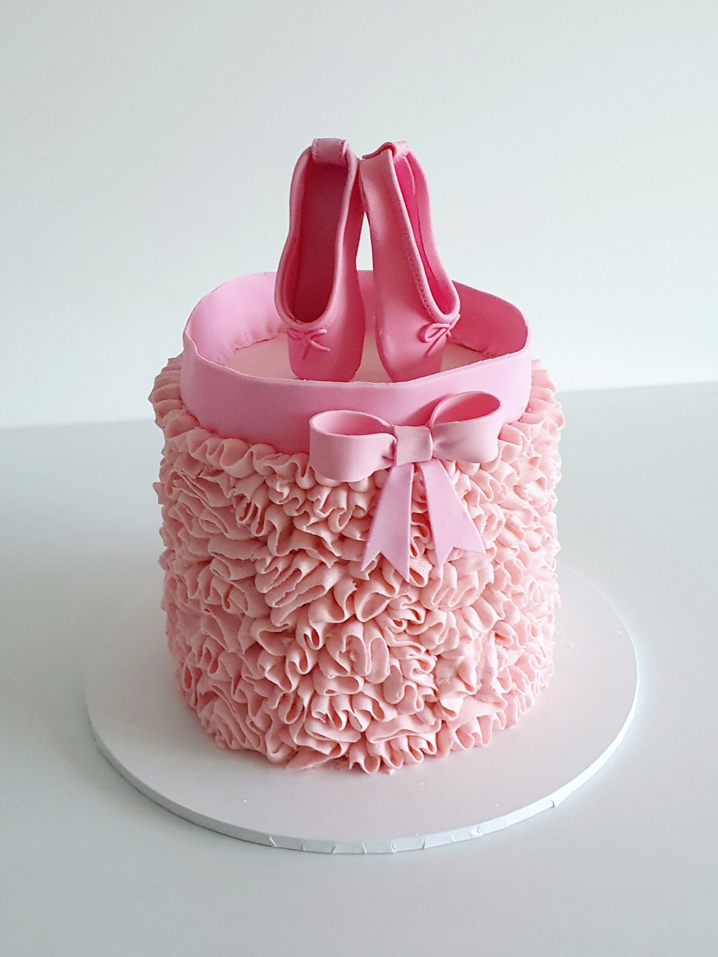 Themed buttercream cake