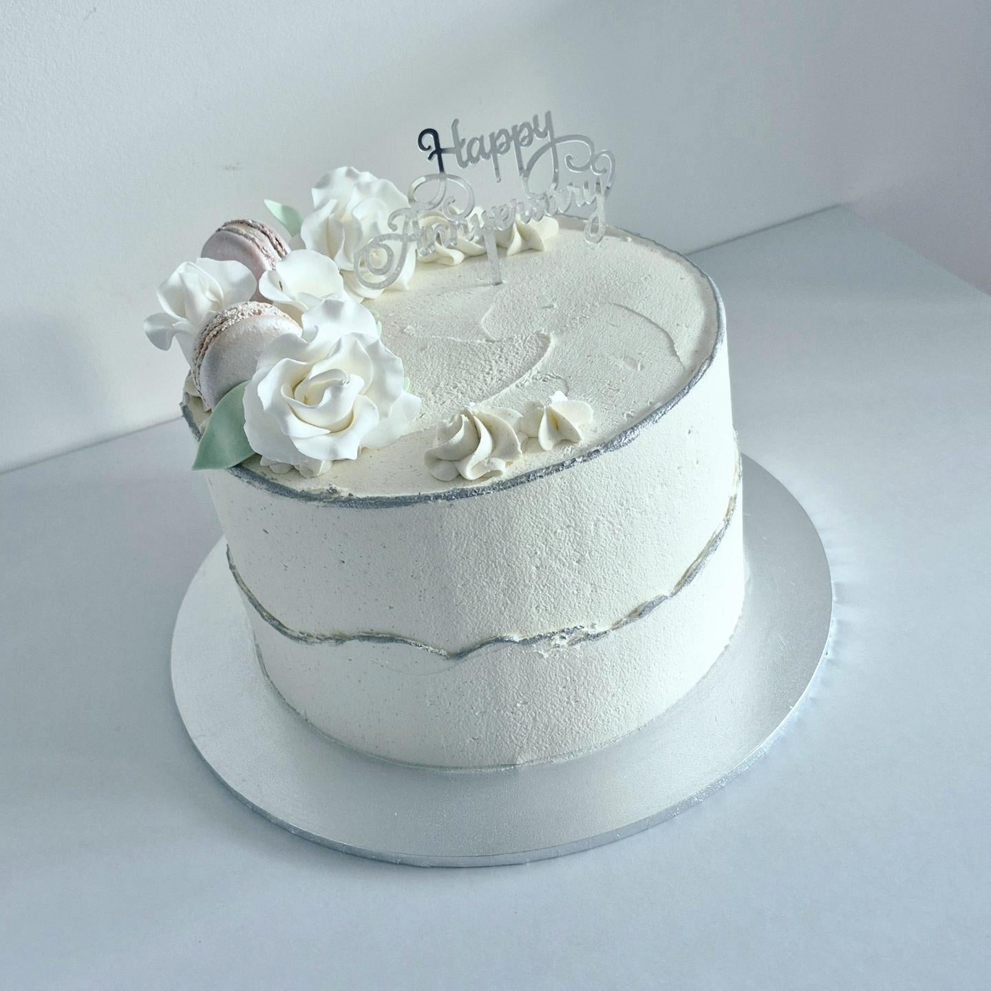 Faultline Buttercream Cake