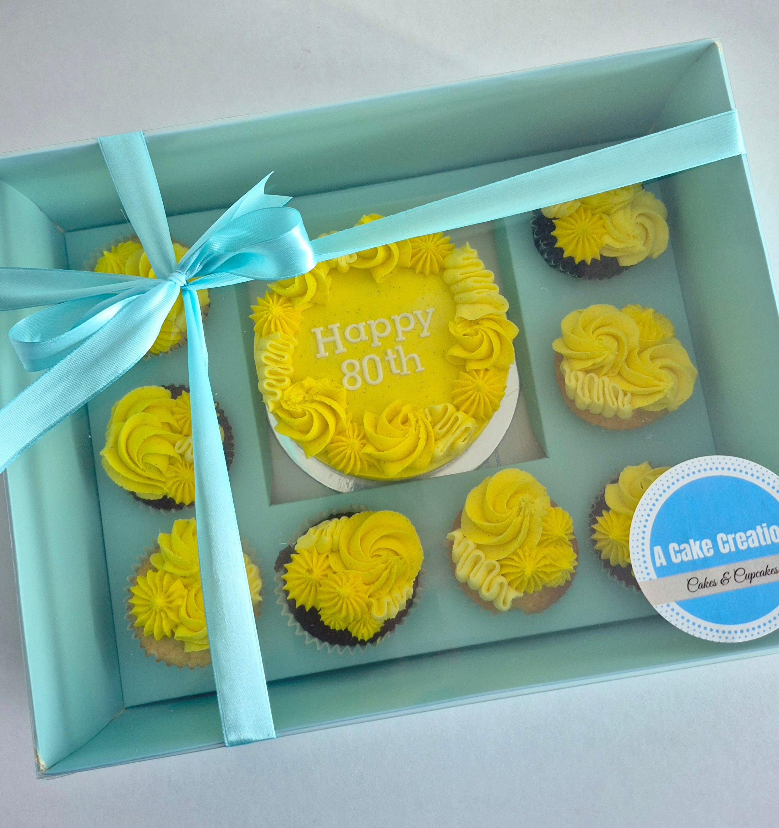 Bento Cake and 8 Cupcake Box