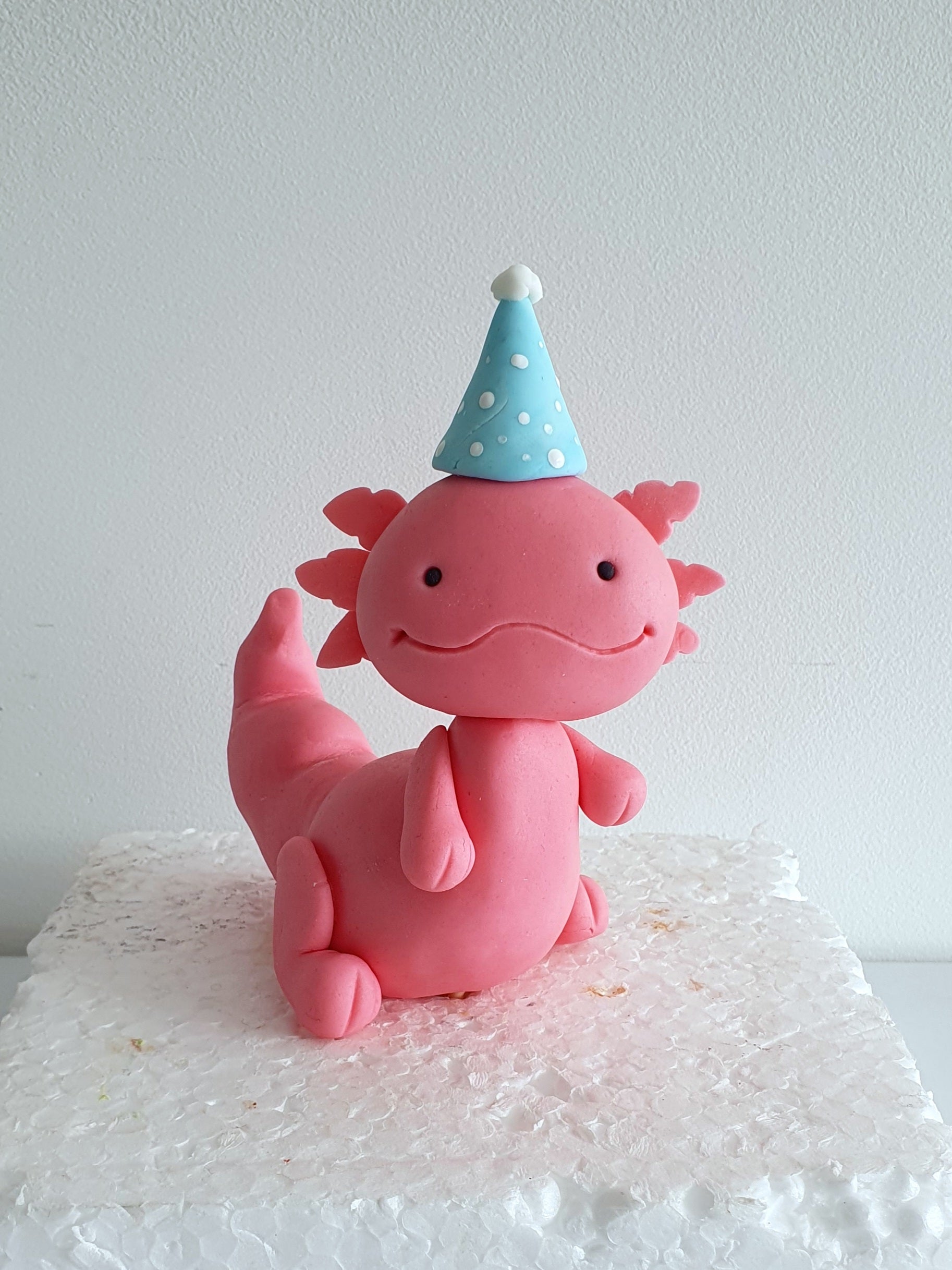 Fondant Animal Cake Topper - 1 weeks notice + shipping time for fondant cake toppers