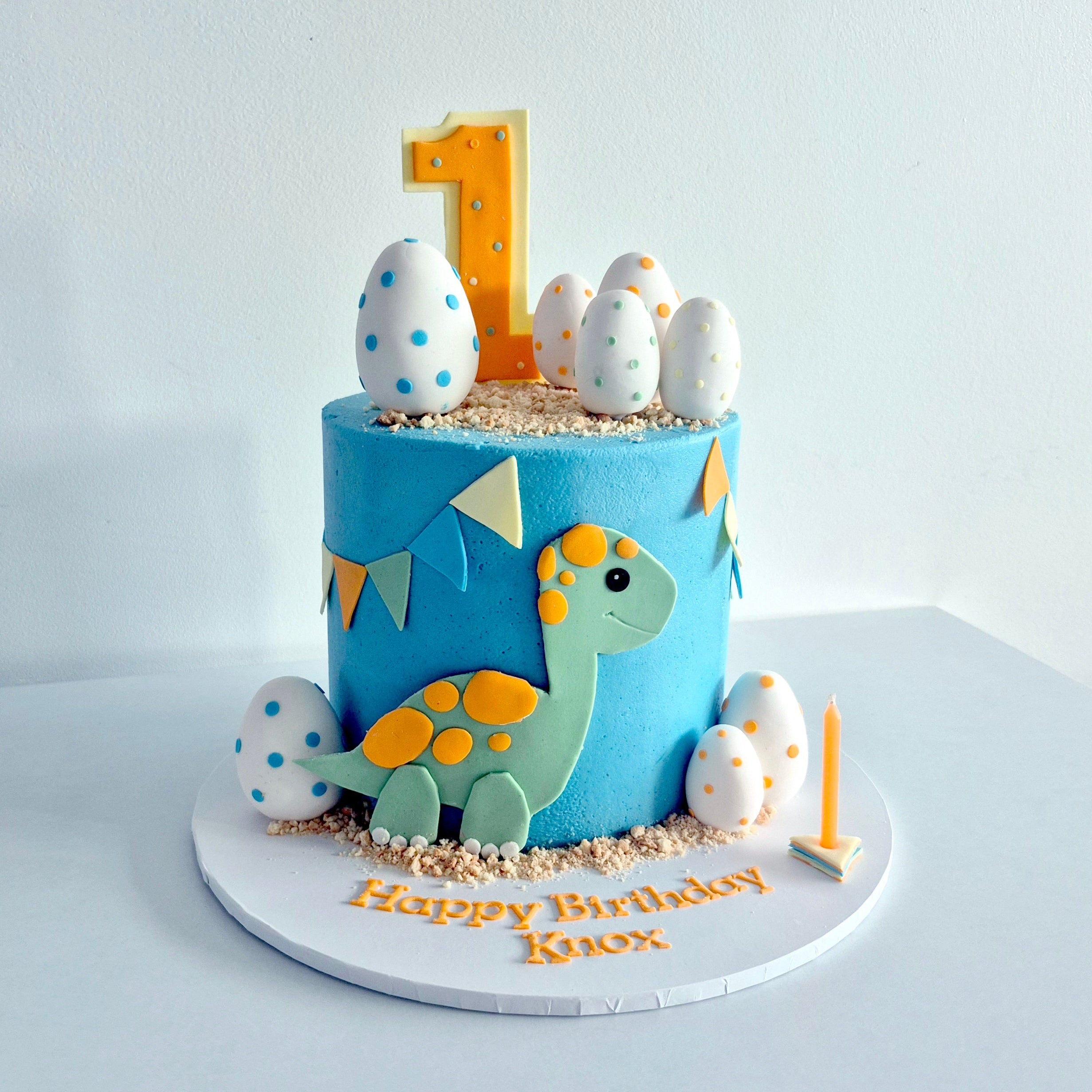 Themed buttercream cake