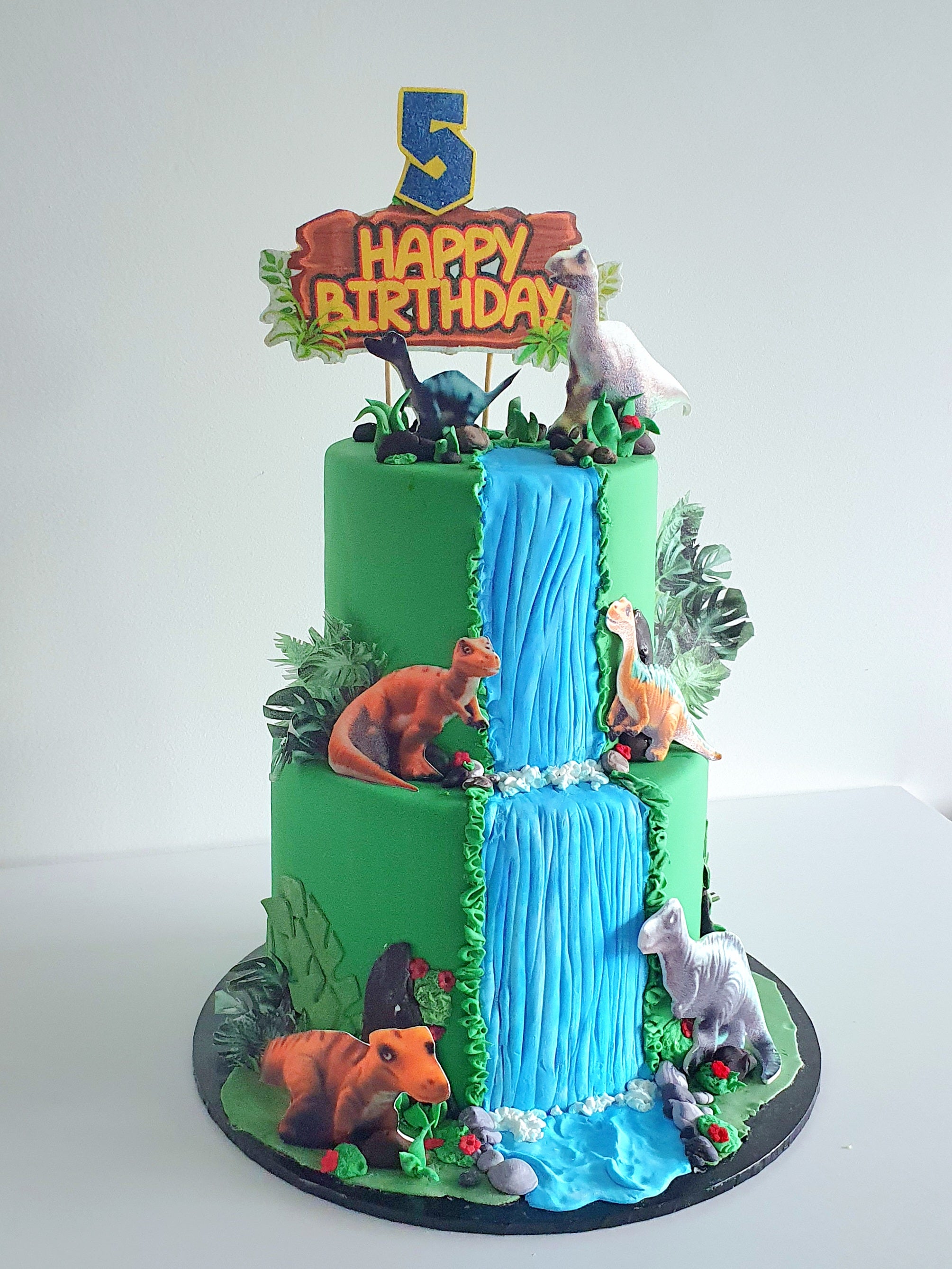 Themed fondant cake