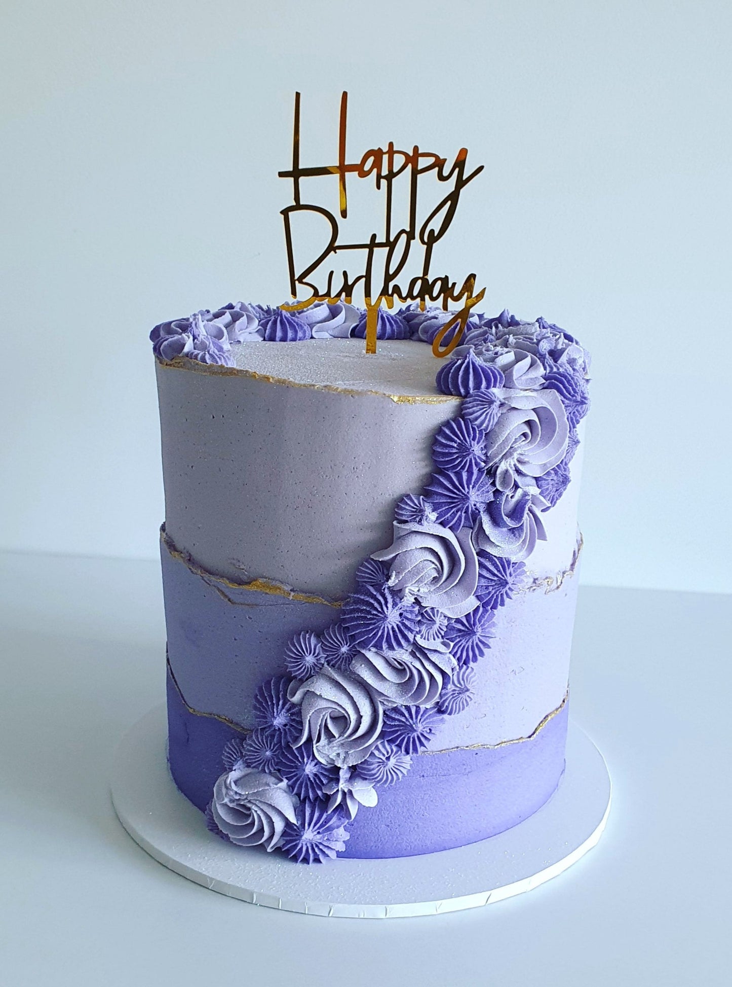 Double Barrel Piped Buttercream Cake