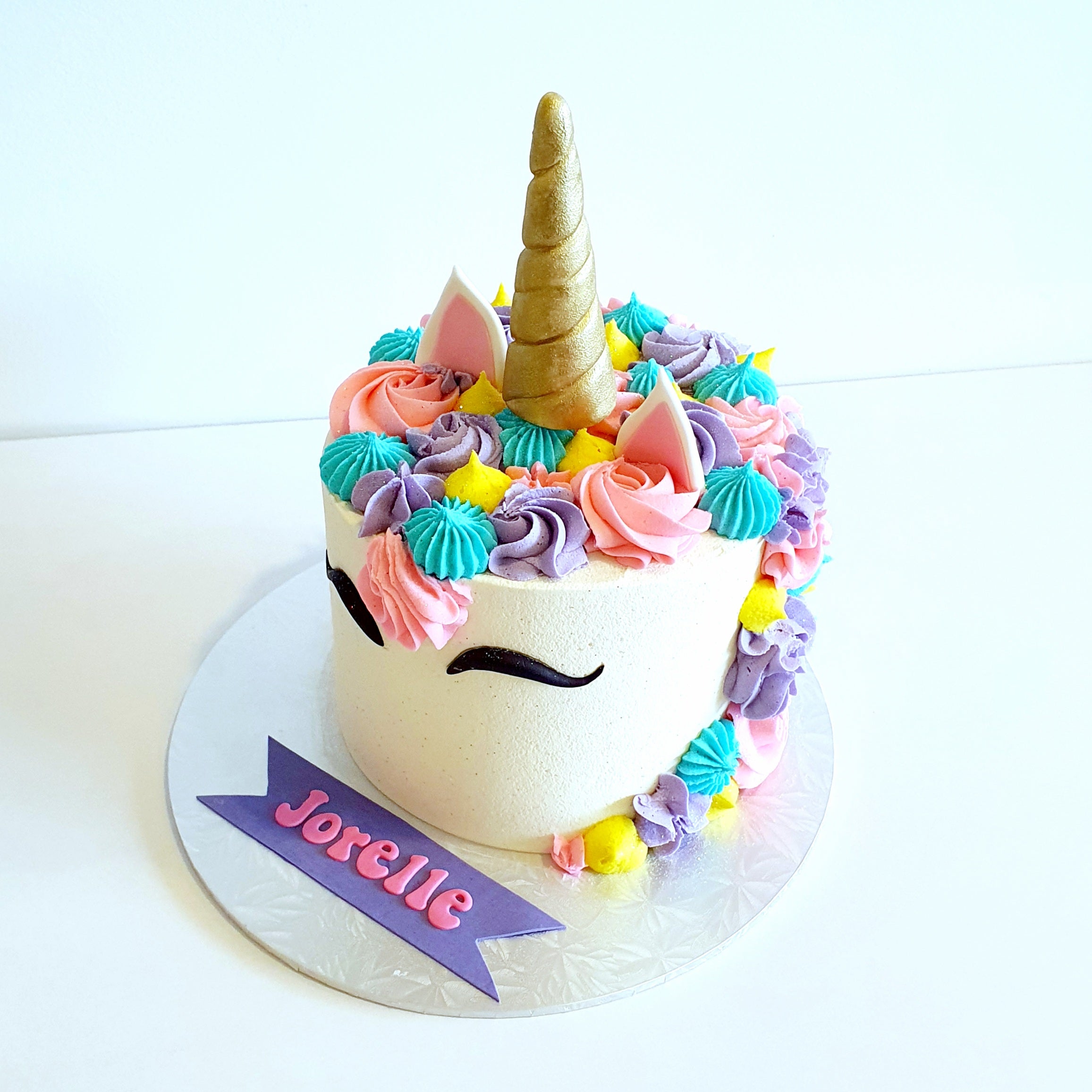A new design of Unicorn cake available