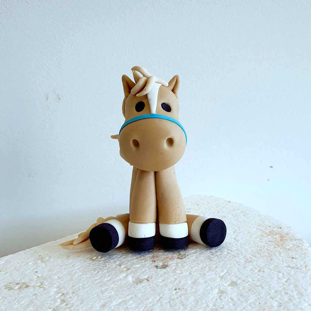 Fondant Animal Cake Topper - 1 weeks notice + shipping time for fondant cake toppers