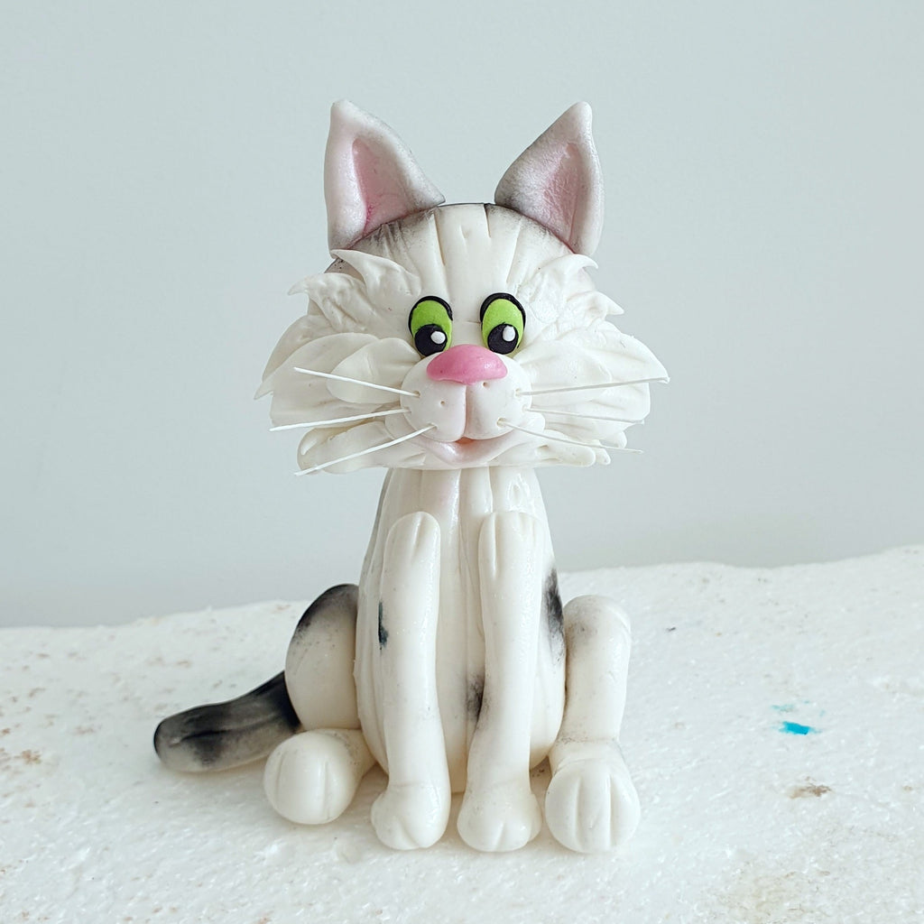 Fondant Animal Cake Topper - 1 weeks notice + shipping time for fondant cake toppers