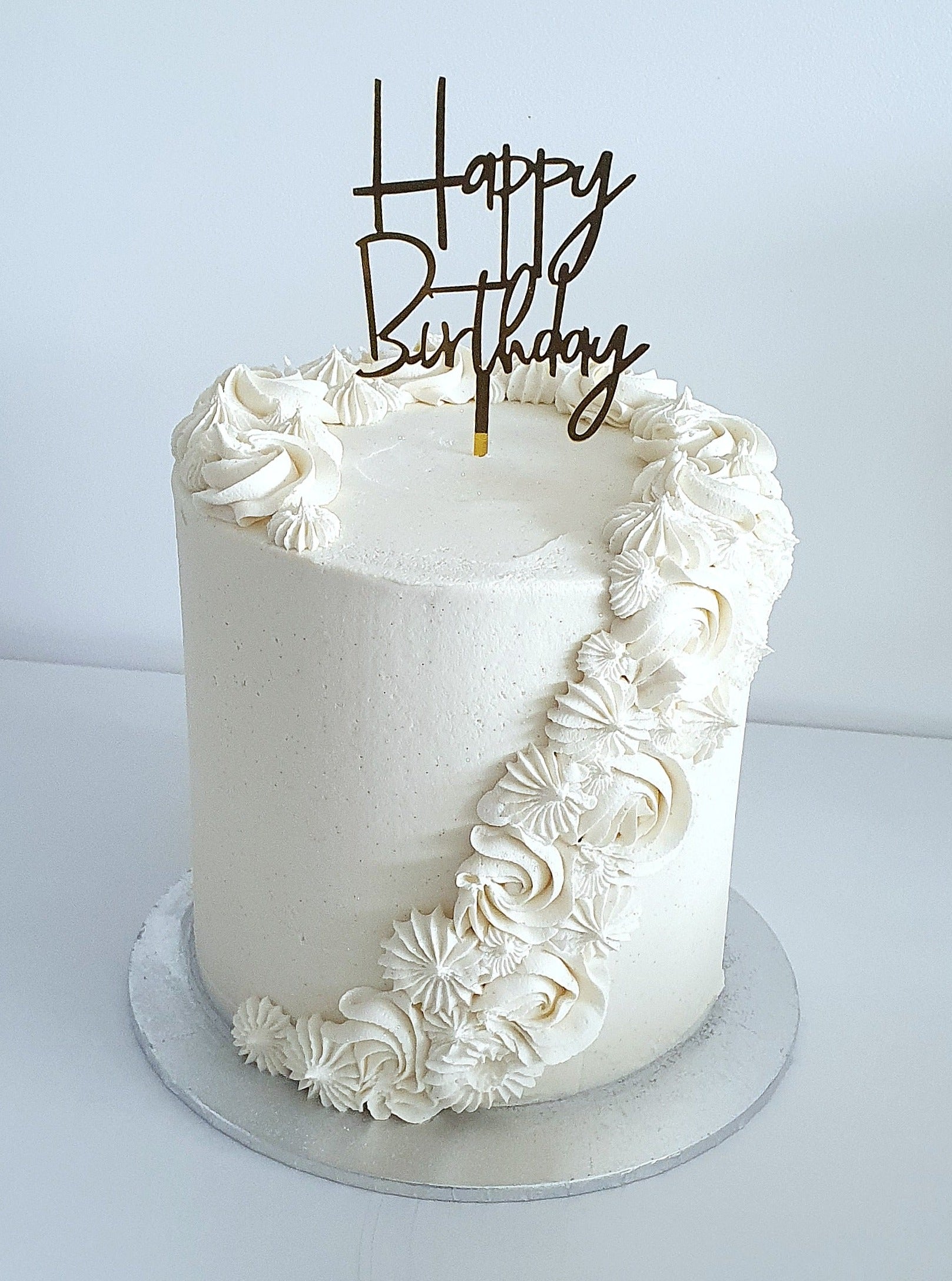 Double Barrel Piped Buttercream Cake