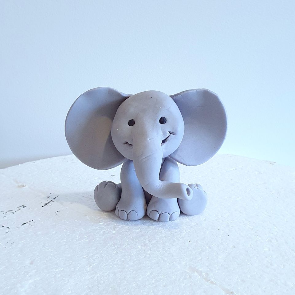 Fondant Animal Cake Topper - 1 weeks notice + shipping time for fondant cake toppers