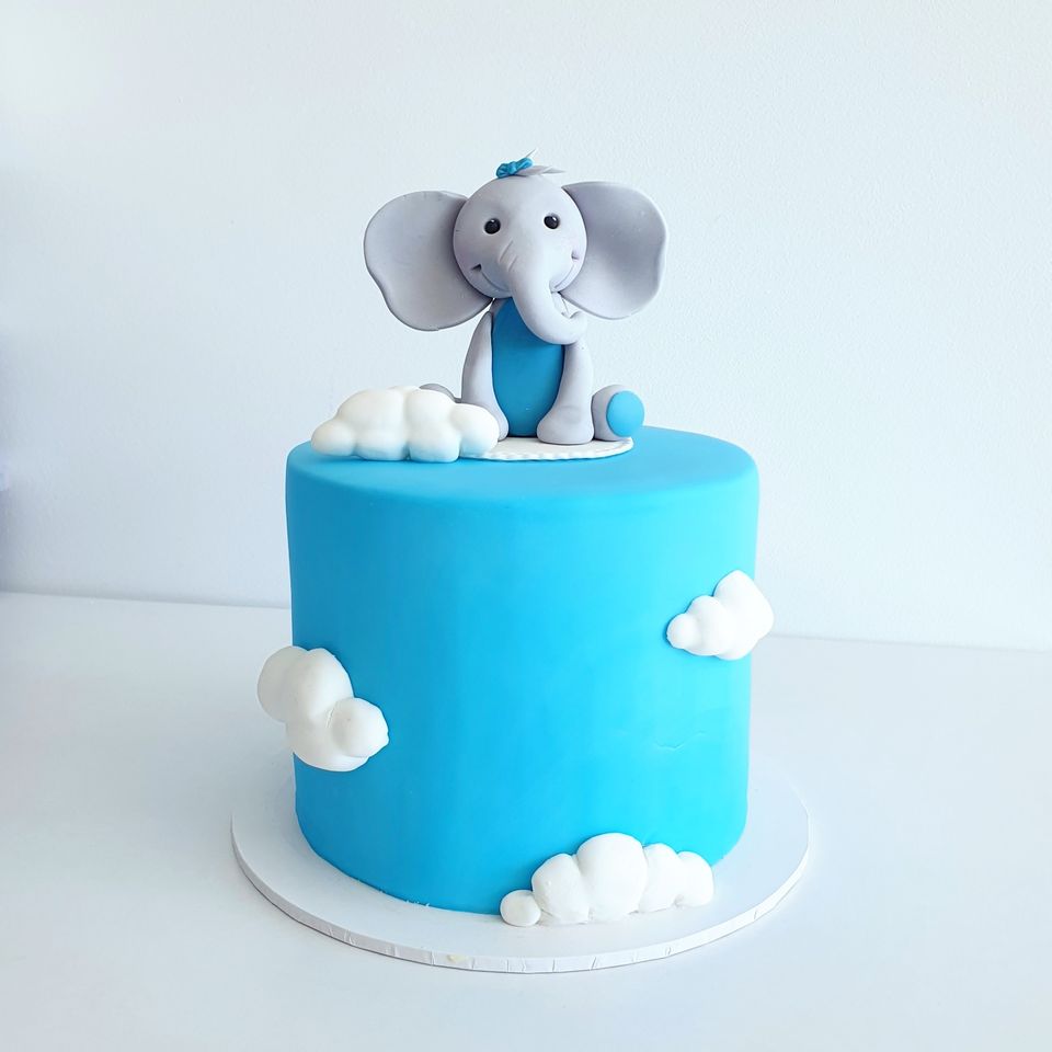 Fondant Animal Cake Topper - 1 weeks notice + shipping time for fondant cake toppers