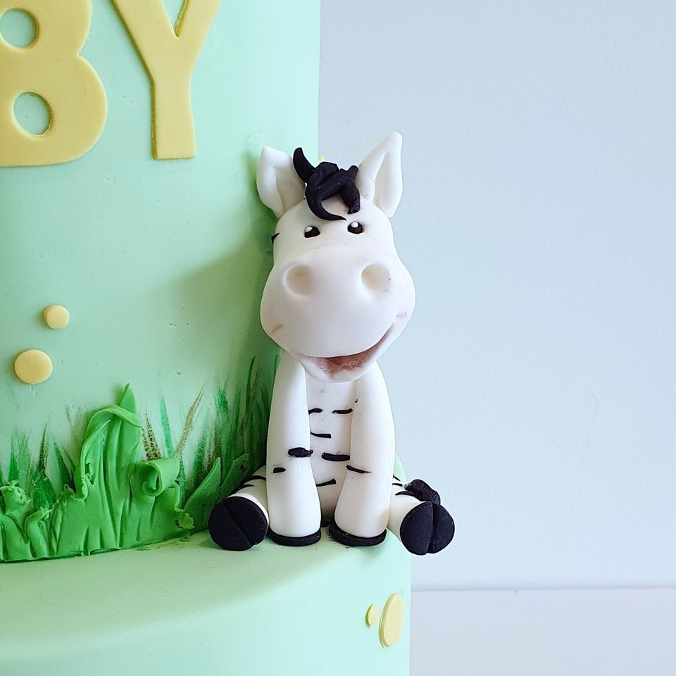 Fondant Animal Cake Topper - 1 weeks notice + shipping time for fondant cake toppers