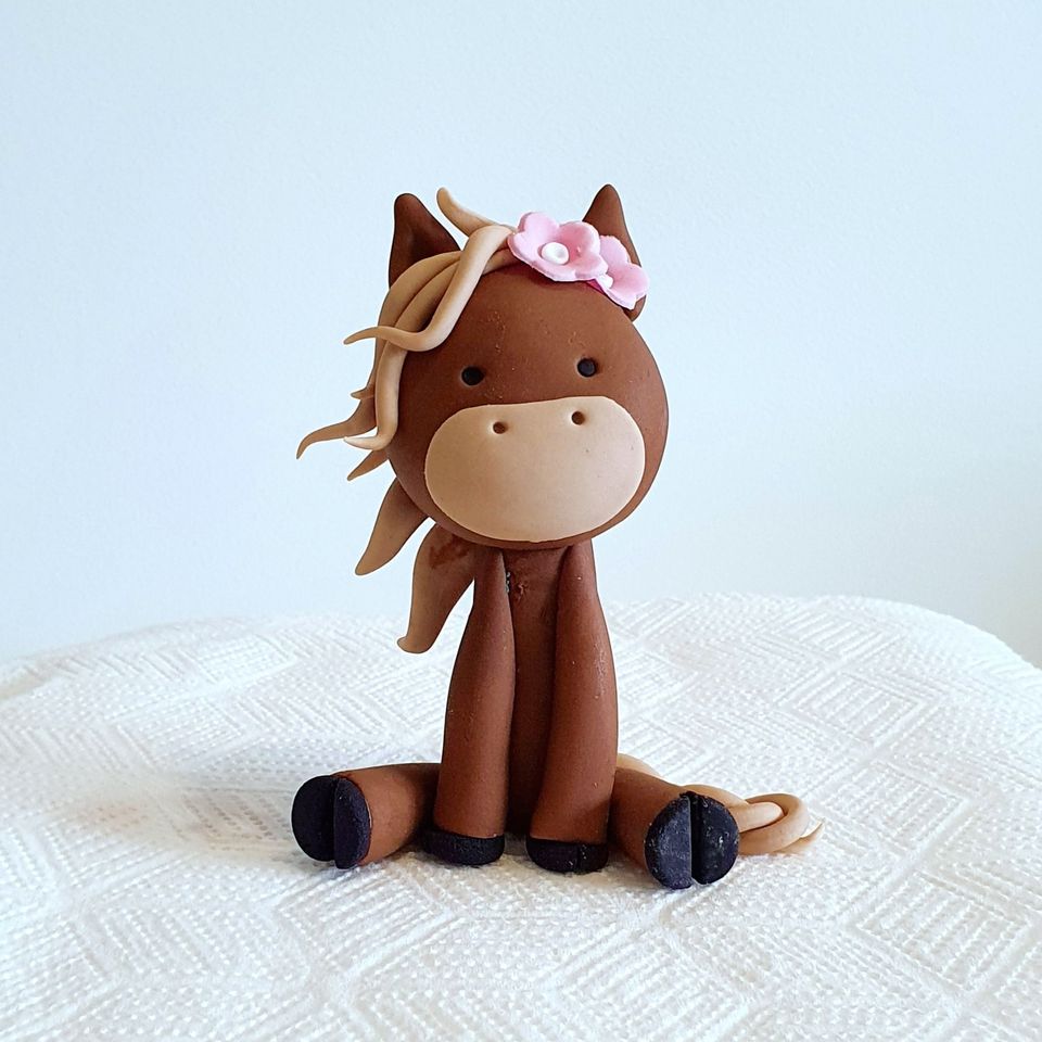 Fondant Animal Cake Topper - 1 weeks notice + shipping time for fondant cake toppers